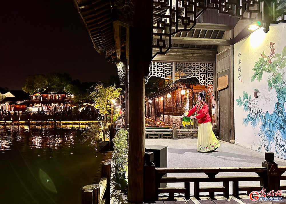 【乌镇视窗】乌镇峰会启幕在即，乌镇夜景点亮数字星河