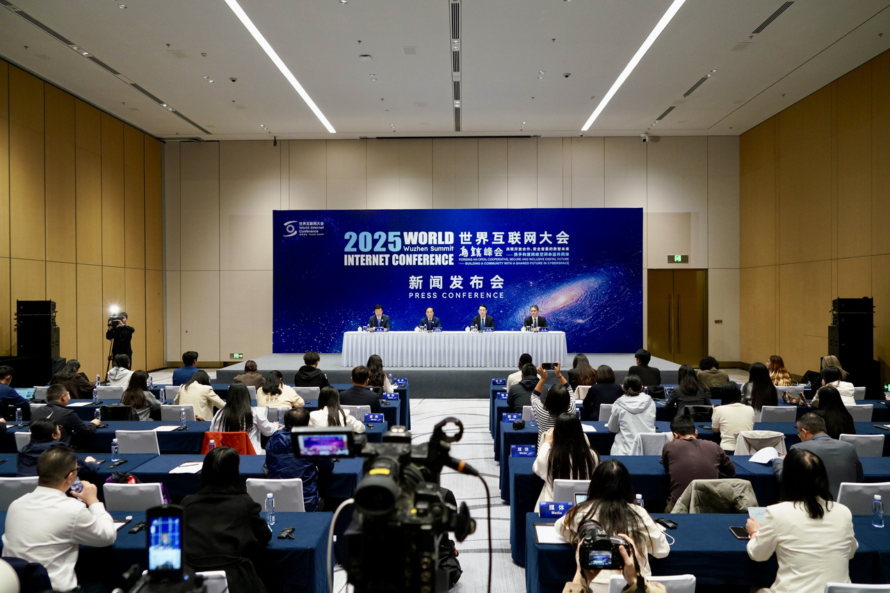 乌镇峰会改变一座城,十年再造了一个桐乡