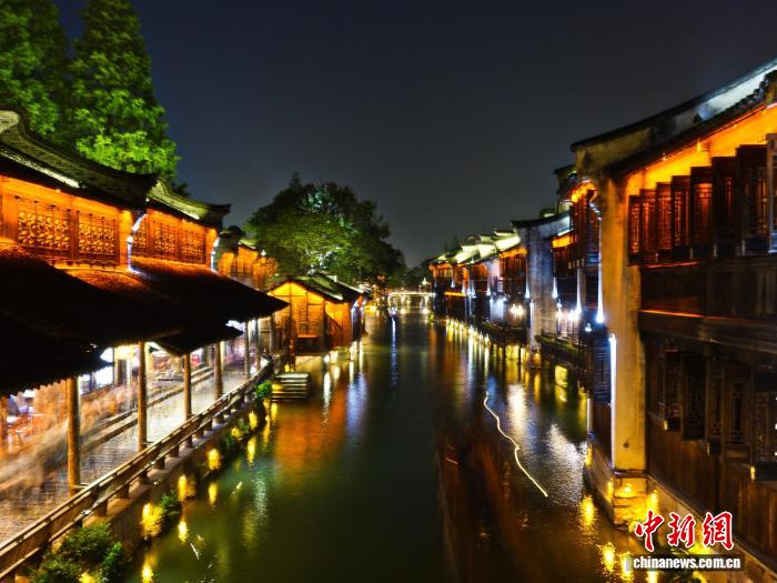 江南水乡的“互联网事”：从桨声灯影到“数字守护”