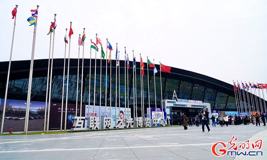 【乌镇视窗】2025年世界互联网大会“互联网之光”博览会开幕 乌镇再启数智之约