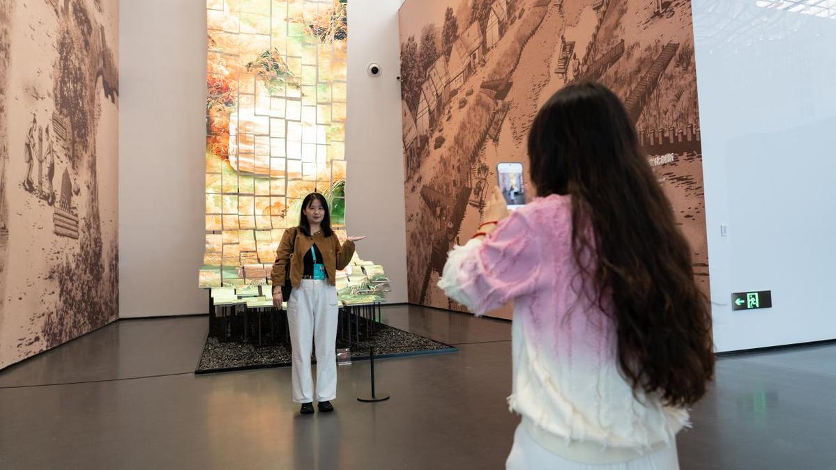 中国日报网：乌镇世界互联网科技馆升级迎客，黑神话、人形机器人成亮点