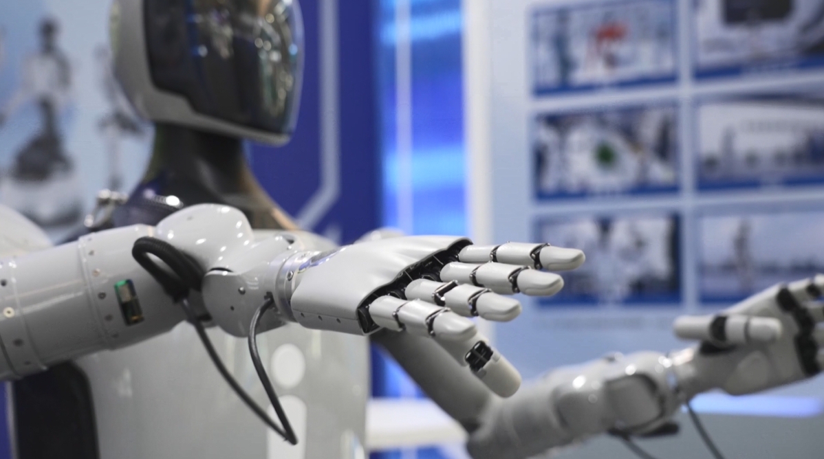 中国蓝观察丨今年的乌镇峰会,各路机器人“大展拳脚”