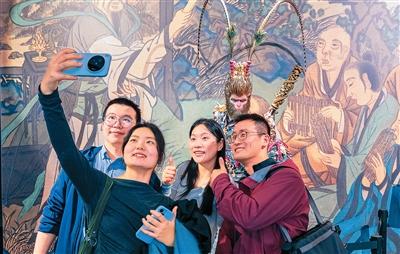 文化“新三样”加速破圈