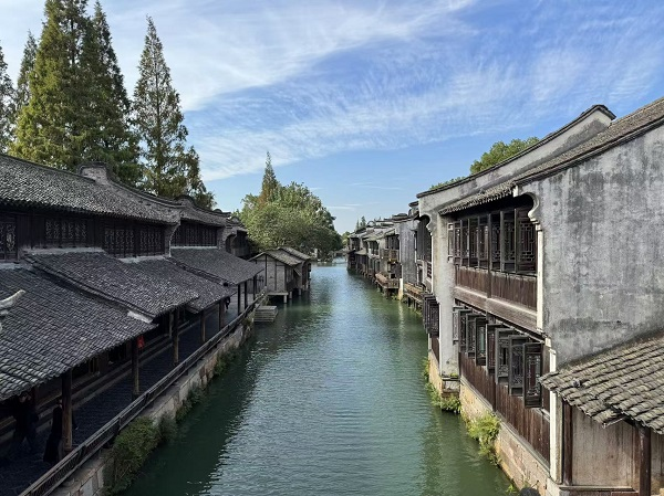 “光明观察”系列述评①丨千年古镇再启数智之约