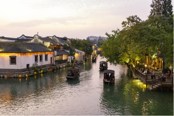 与AI的故事，我们在乌镇继续深聊