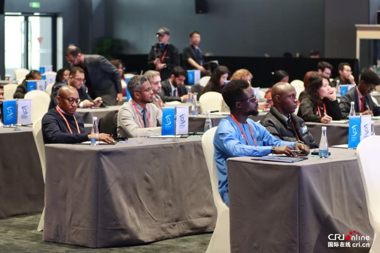 点亮数字未来之路！多国人士热议“乌镇之旅”